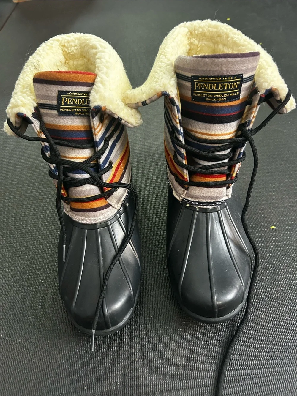 Pendleton Duck Boots with Multicolor Striped Wool Upper women’s size 10